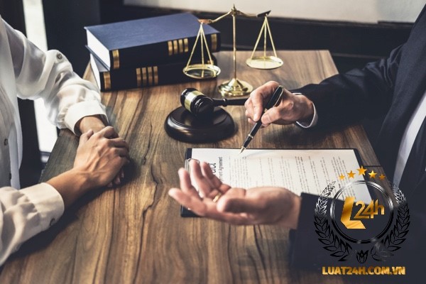 Luật sư rà soát và soạn thảo hợp đồng thường xuyên cho doanh nghiệp